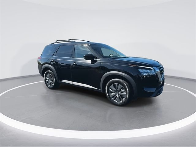 2023 Nissan Pathfinder SV