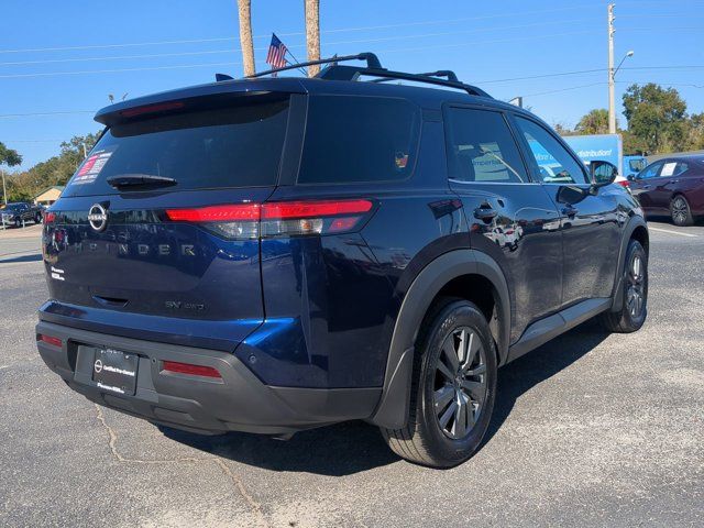 2023 Nissan Pathfinder SV