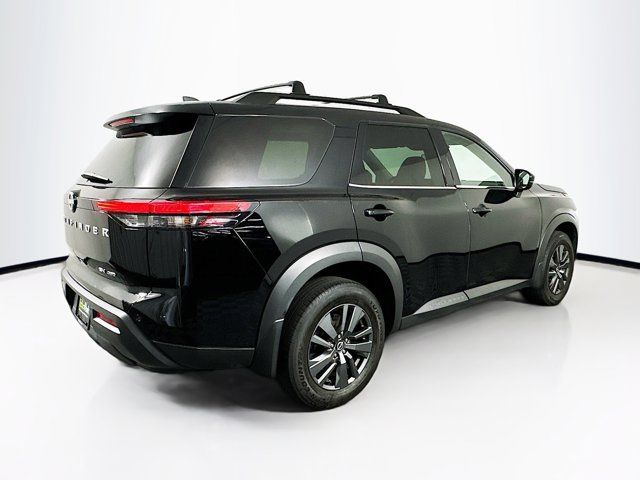 2023 Nissan Pathfinder SV