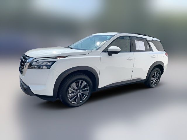 2023 Nissan Pathfinder SV