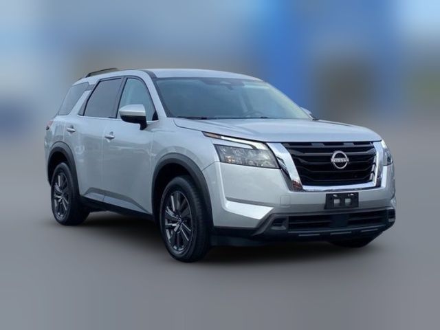 2023 Nissan Pathfinder SV