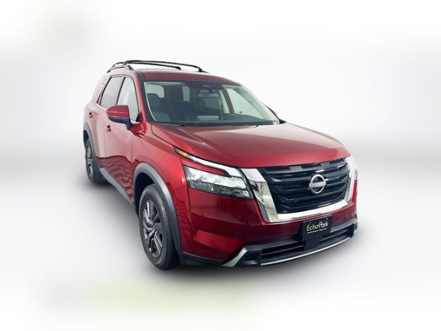 2023 Nissan Pathfinder SV