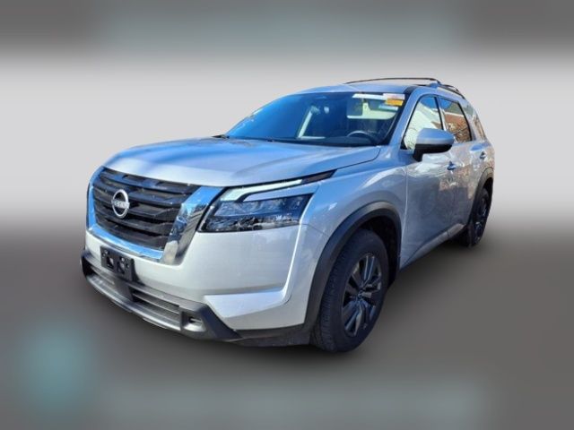 2023 Nissan Pathfinder SV