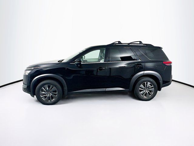 2023 Nissan Pathfinder SV