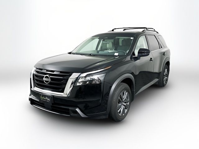 2023 Nissan Pathfinder SV