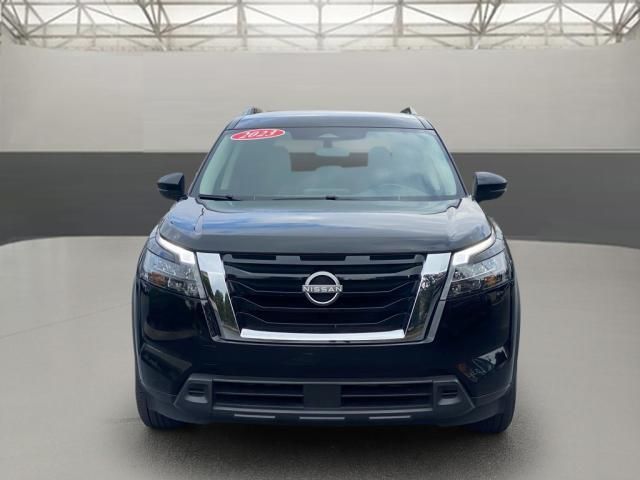 2023 Nissan Pathfinder SV