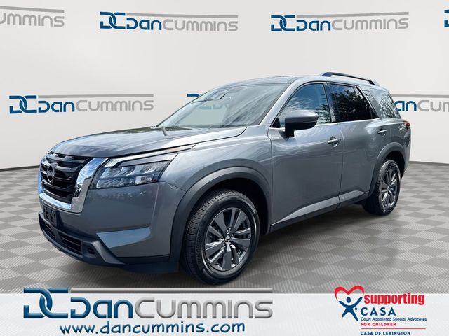 2023 Nissan Pathfinder SV