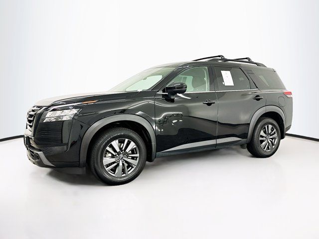 2023 Nissan Pathfinder SV