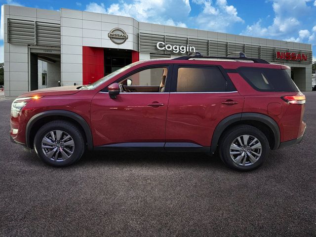 2023 Nissan Pathfinder SV