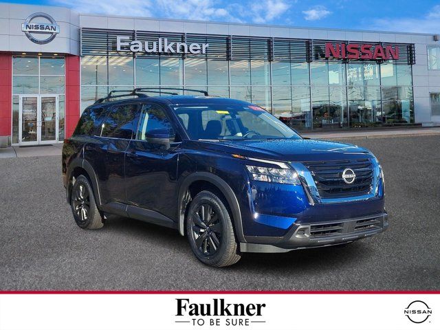 2023 Nissan Pathfinder SV