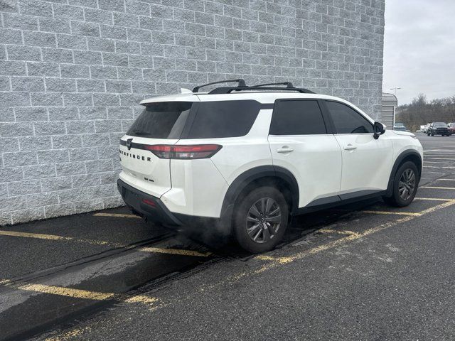 2023 Nissan Pathfinder SV