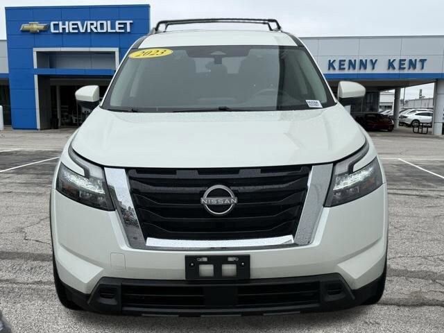 2023 Nissan Pathfinder SV