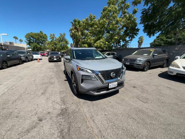 2023 Nissan Rogue SL