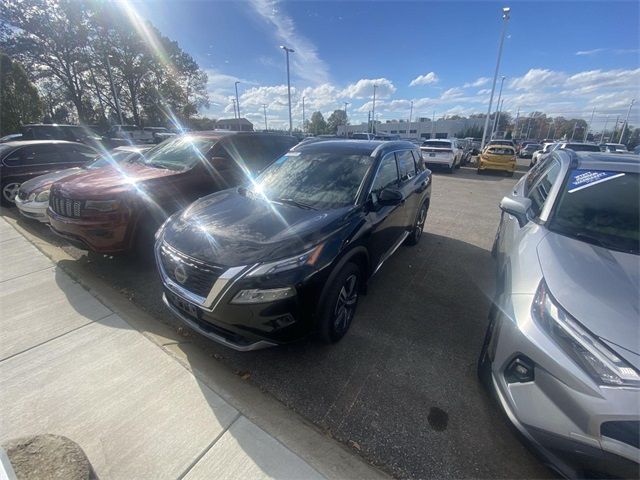 2023 Nissan Rogue SL