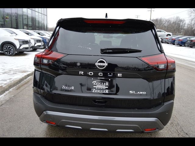 2023 Nissan Rogue SL