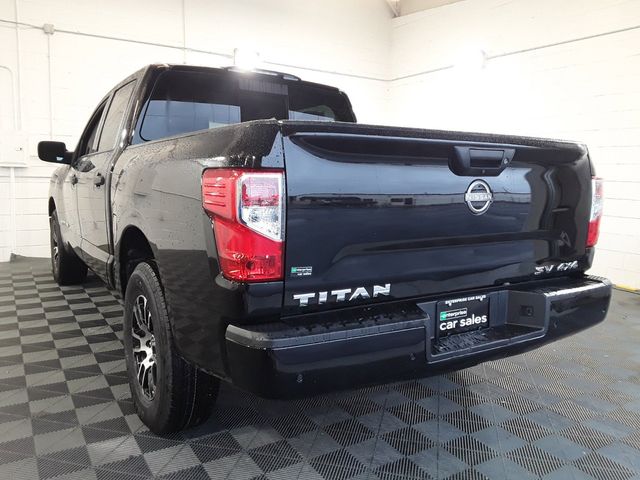 2023 Nissan Titan SV