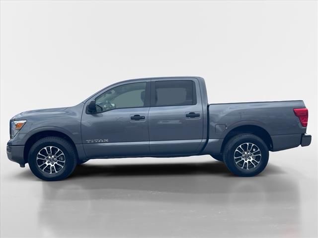 2023 Nissan Titan SV