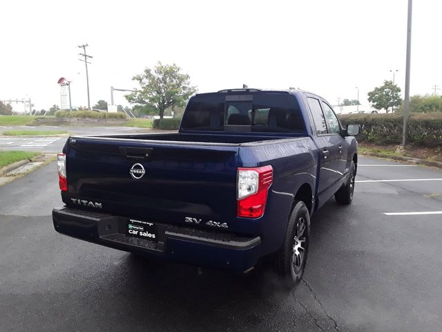 2023 Nissan Titan SV