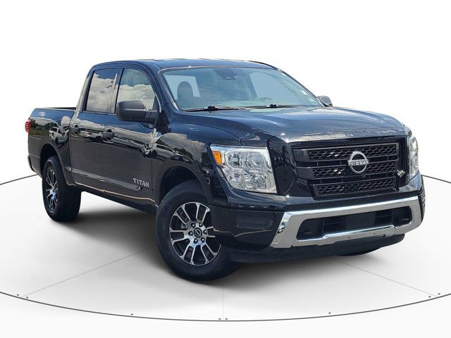 2023 Nissan Titan SV