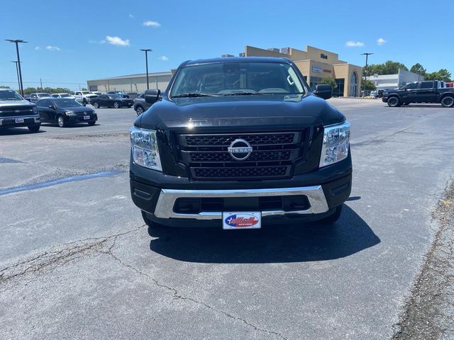 2023 Nissan Titan SV