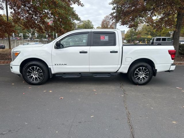 2023 Nissan Titan SV