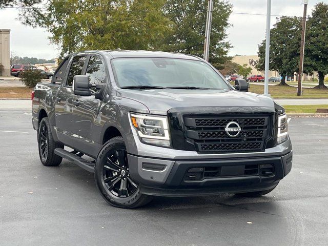 2023 Nissan Titan SV