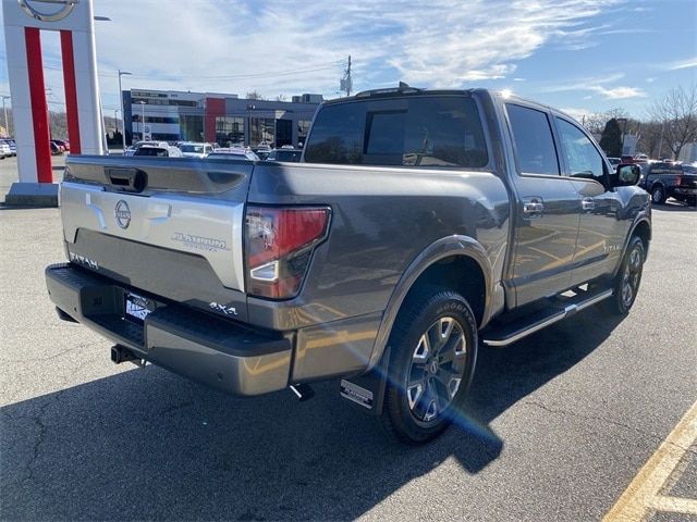 2023 Nissan Titan Platinum Reserve