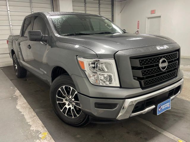 2023 Nissan Titan SV