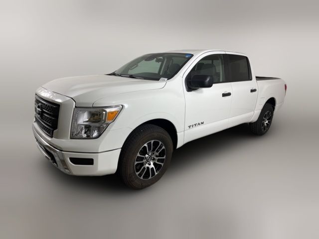 2023 Nissan Titan SV