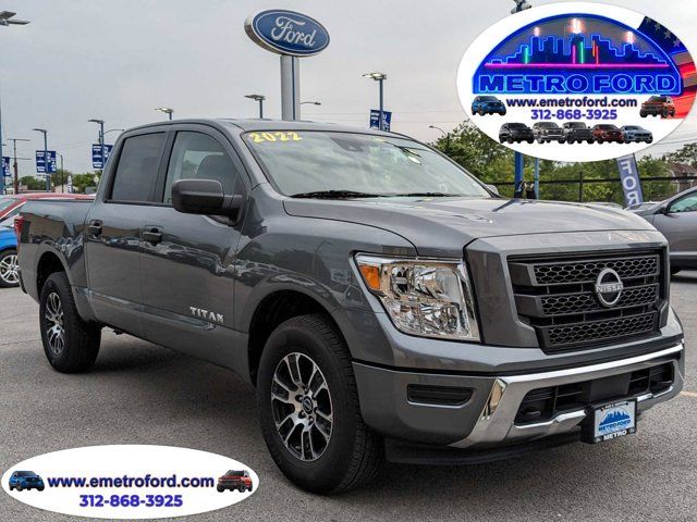 2023 Nissan Titan SV