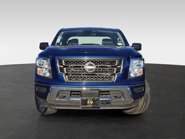 2023 Nissan Titan SV