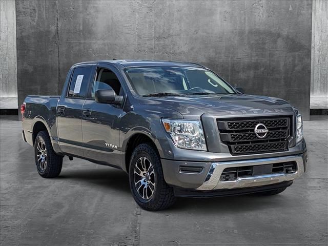 2023 Nissan Titan SV