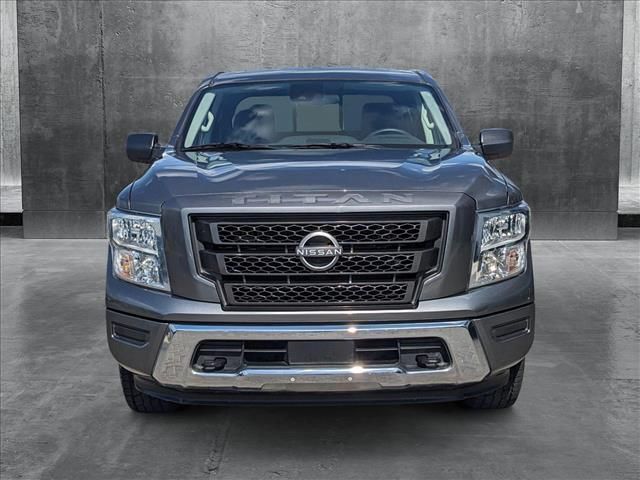 2023 Nissan Titan SV