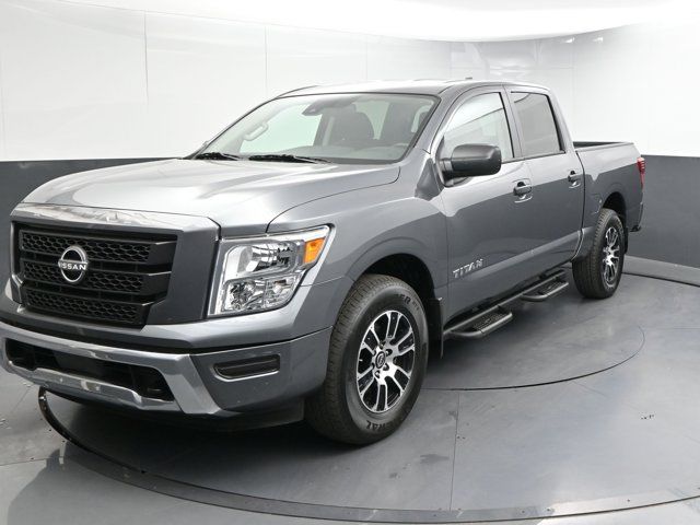 2023 Nissan Titan SV