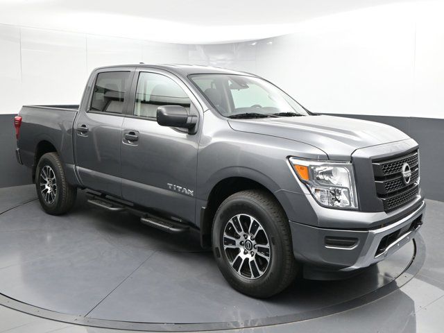 2023 Nissan Titan SV