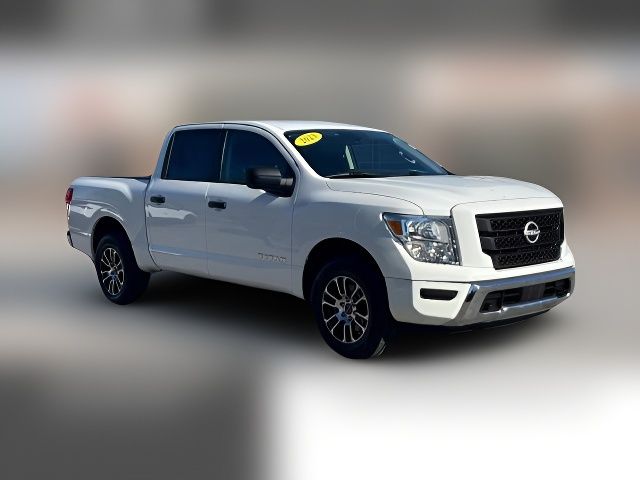 2023 Nissan Titan SV