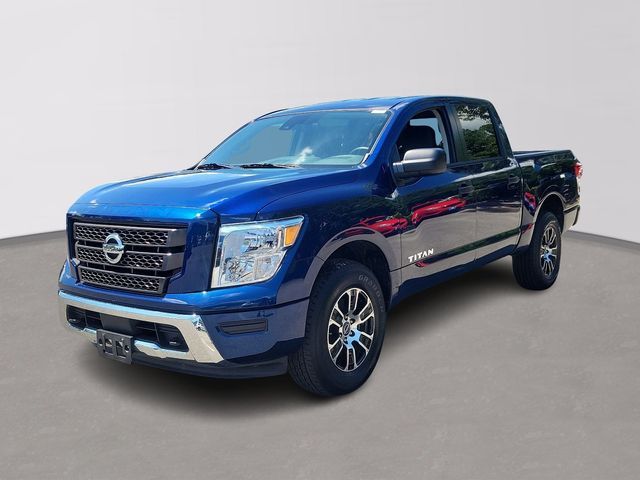 2023 Nissan Titan SV