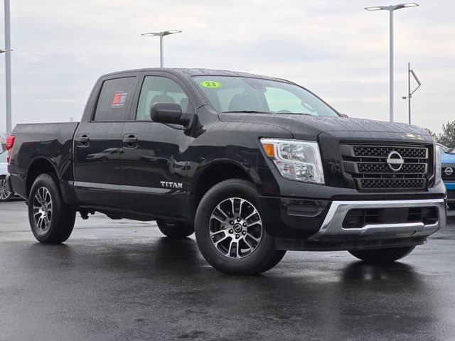 2023 Nissan Titan SV