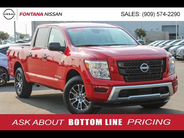 2023 Nissan Titan SV