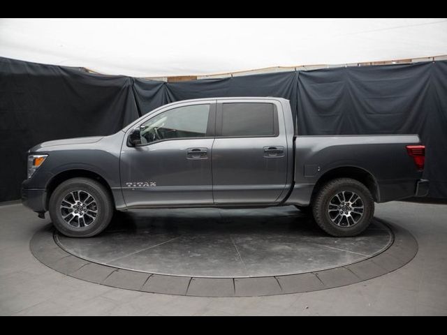 2023 Nissan Titan SV