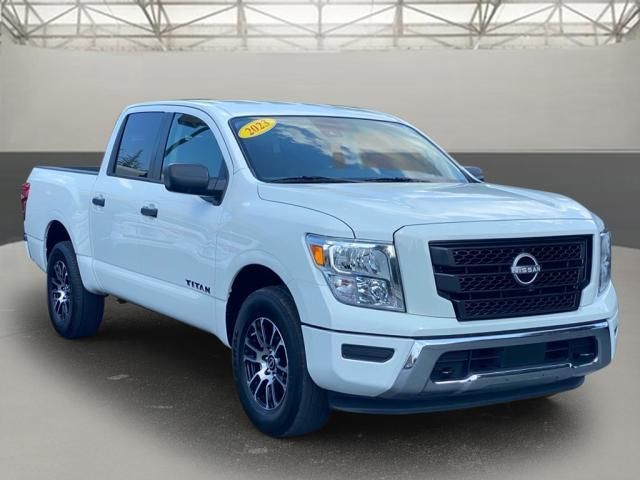 2023 Nissan Titan SV