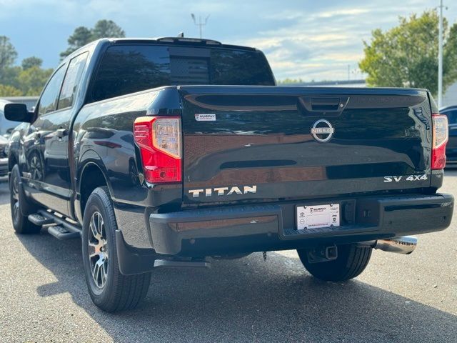 2023 Nissan Titan SV