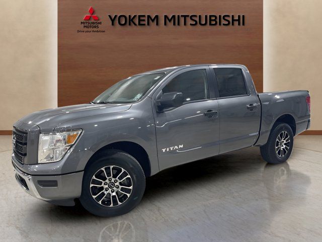 2023 Nissan Titan SV