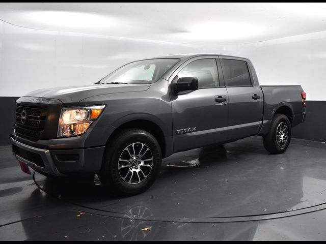 2023 Nissan Titan SV