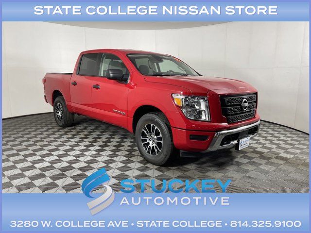 2023 Nissan Titan SV