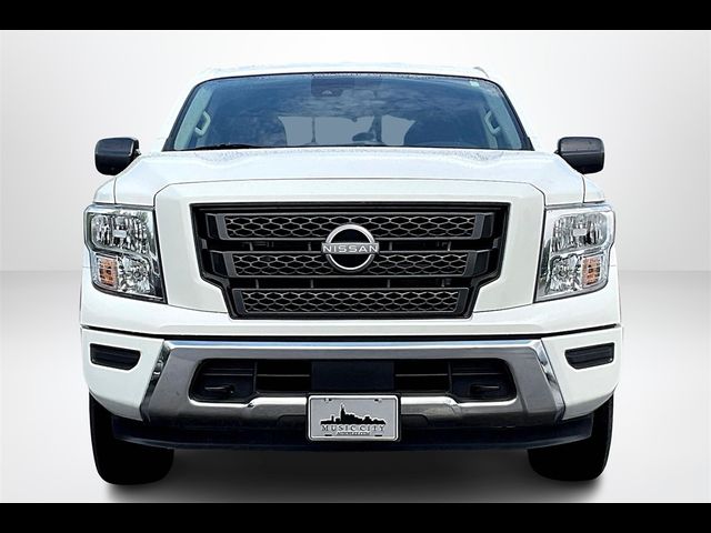 2023 Nissan Titan SV