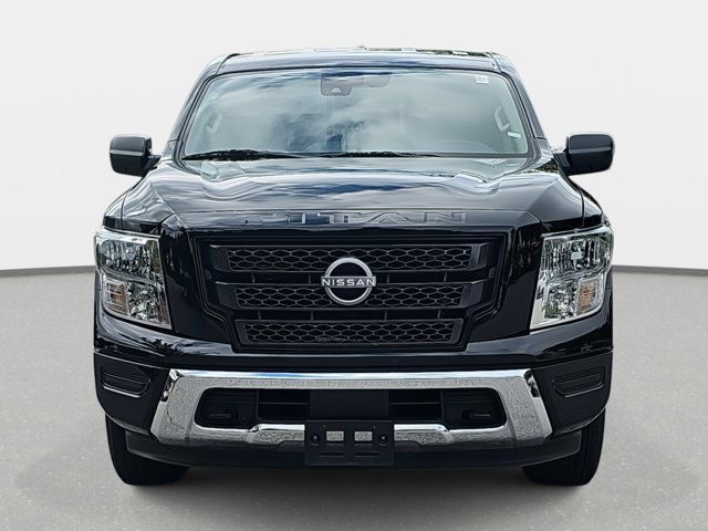 2023 Nissan Titan SV