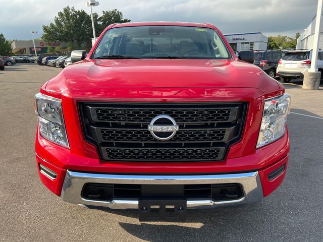 2023 Nissan Titan SV