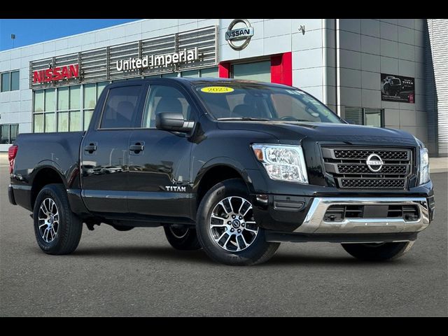 2023 Nissan Titan SV