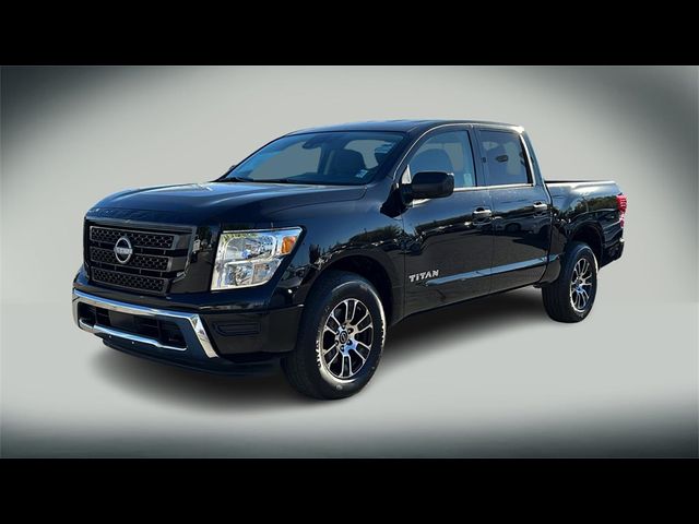 2023 Nissan Titan SV